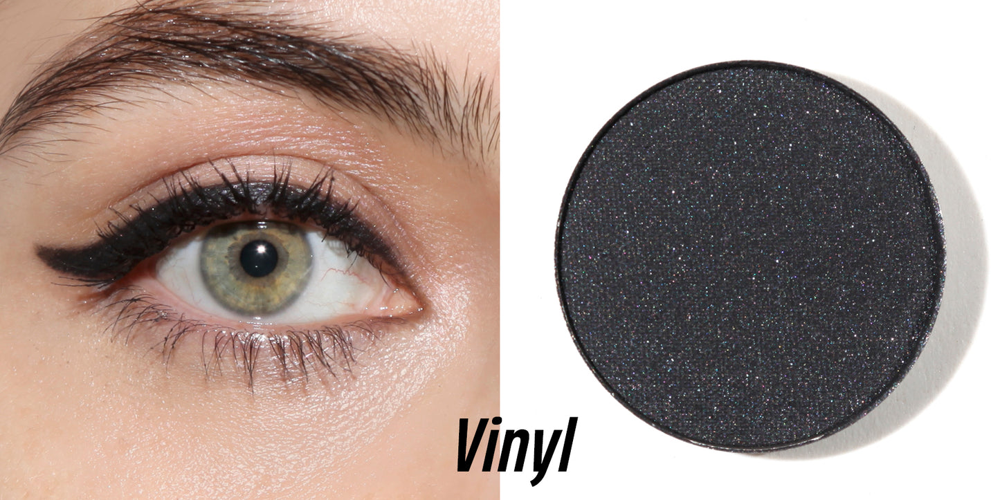 HIRO Natürlicher gepresster Eye-Shadow 'Vinyl'